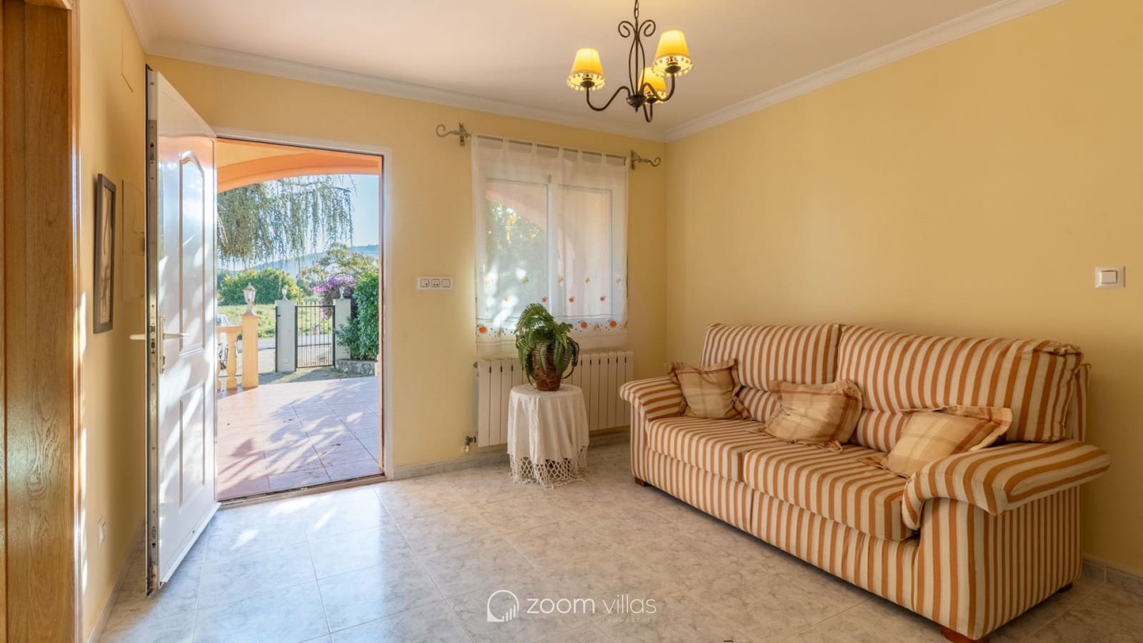 3 quarto Moradia para venda em Jalon / Xalo com piscina - 625 000 € (Ref: 9665203)