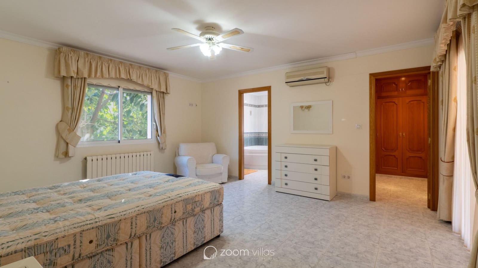 3 quarto Moradia para venda em Jalon / Xalo com piscina - 625 000 € (Ref: 9665203)