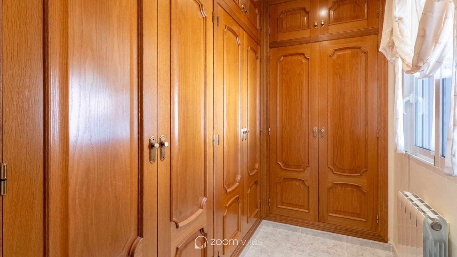 3 quarto Moradia para venda em Jalon / Xalo com piscina - 625 000 € (Ref: 9665203)