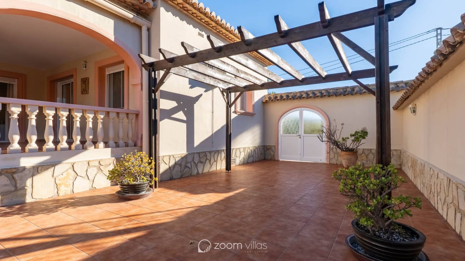 3 quarto Moradia para venda em Jalon / Xalo com piscina - 625 000 € (Ref: 9665203)