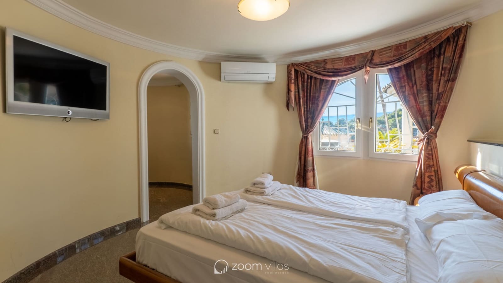 5 slaapkamer Villa te koop in Benissa met zwembad - € 1.990.000 (Ref: 9665204)