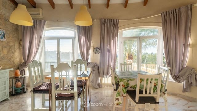 4 quarto Moradia para venda em Benissa com piscina - 700 000 € (Ref: 9665205)