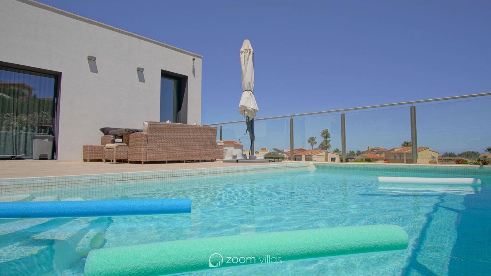 3 bedroom Villa for sale in Benitachell / Benitatxell with pool - € 950,000 (Ref: 9730498)