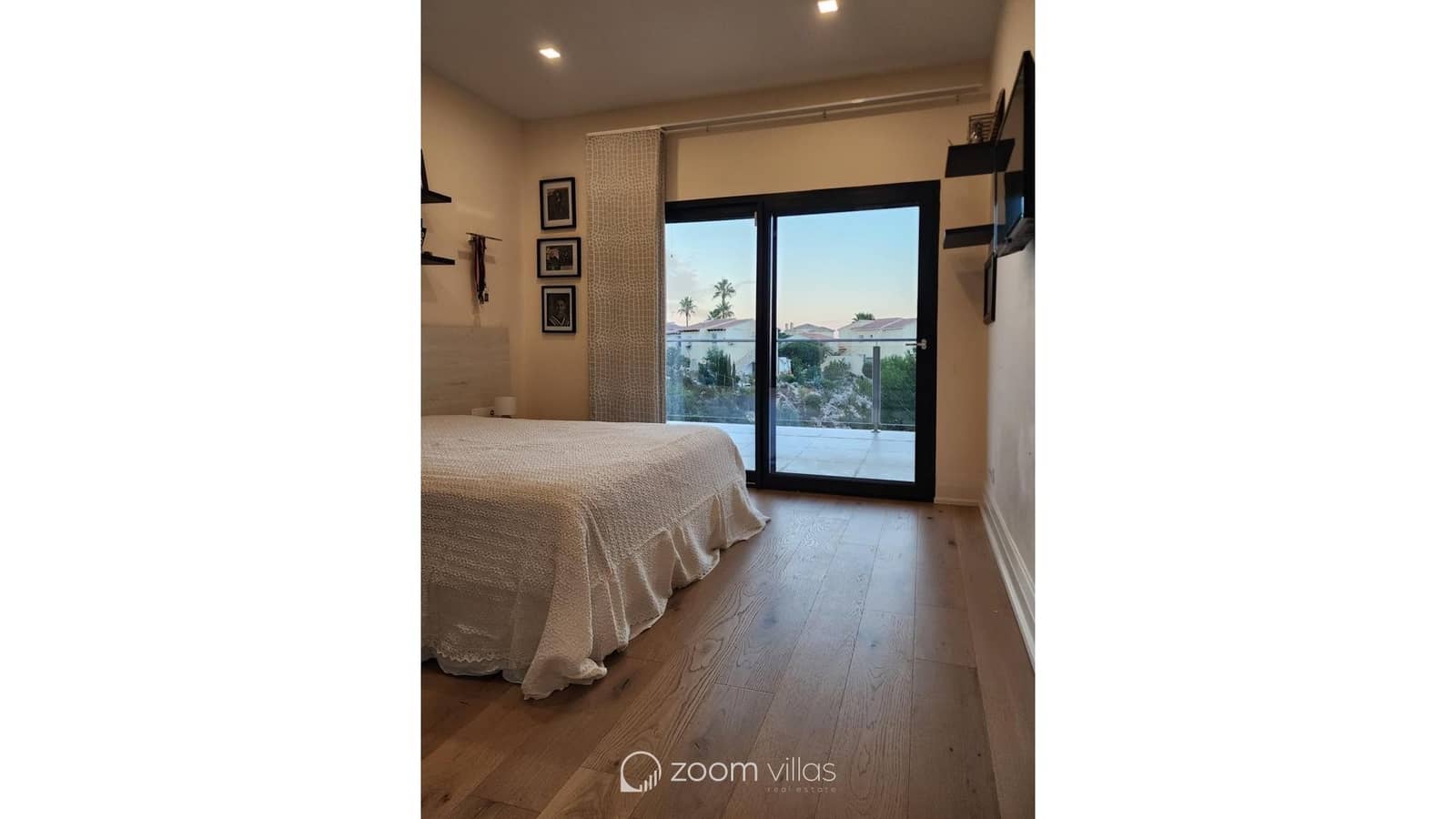 3 bedroom Villa for sale in Benitachell / Benitatxell with pool - € 950,000 (Ref: 9730498)