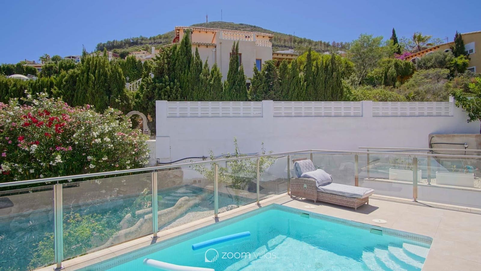 3 bedroom Villa for sale in Benitachell / Benitatxell with pool - € 950,000 (Ref: 9730498)