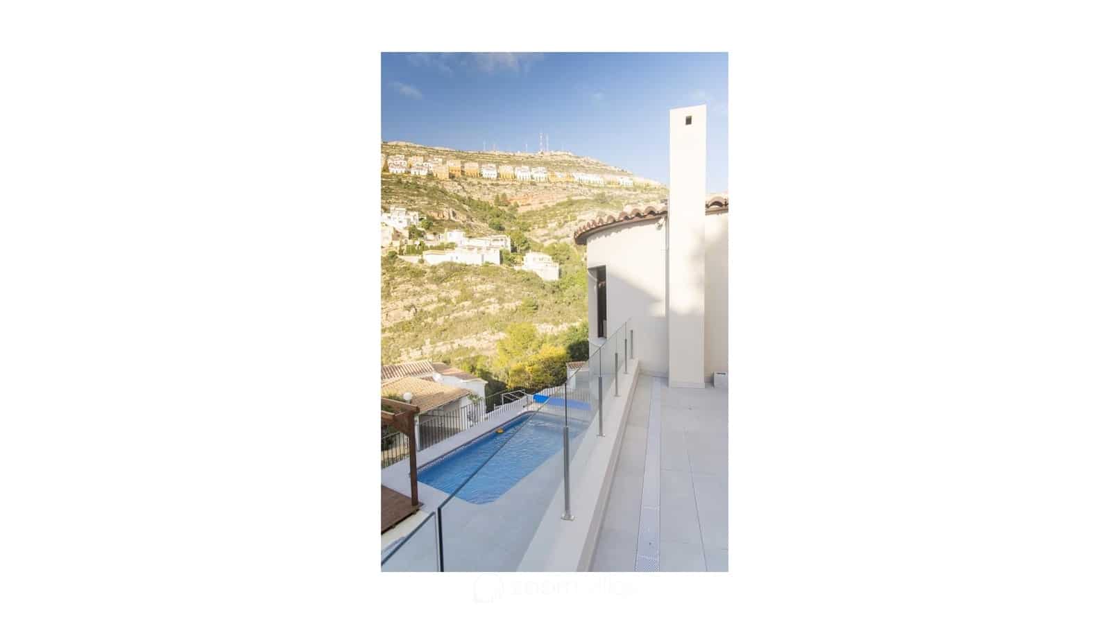 4 bedroom Villa for sale in Benitachell / Benitatxell with pool - € 749,000 (Ref: 9730499)