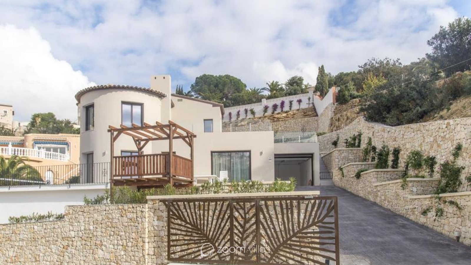 4 bedroom Villa for sale in Benitachell / Benitatxell with pool - € 749,000 (Ref: 9730499)