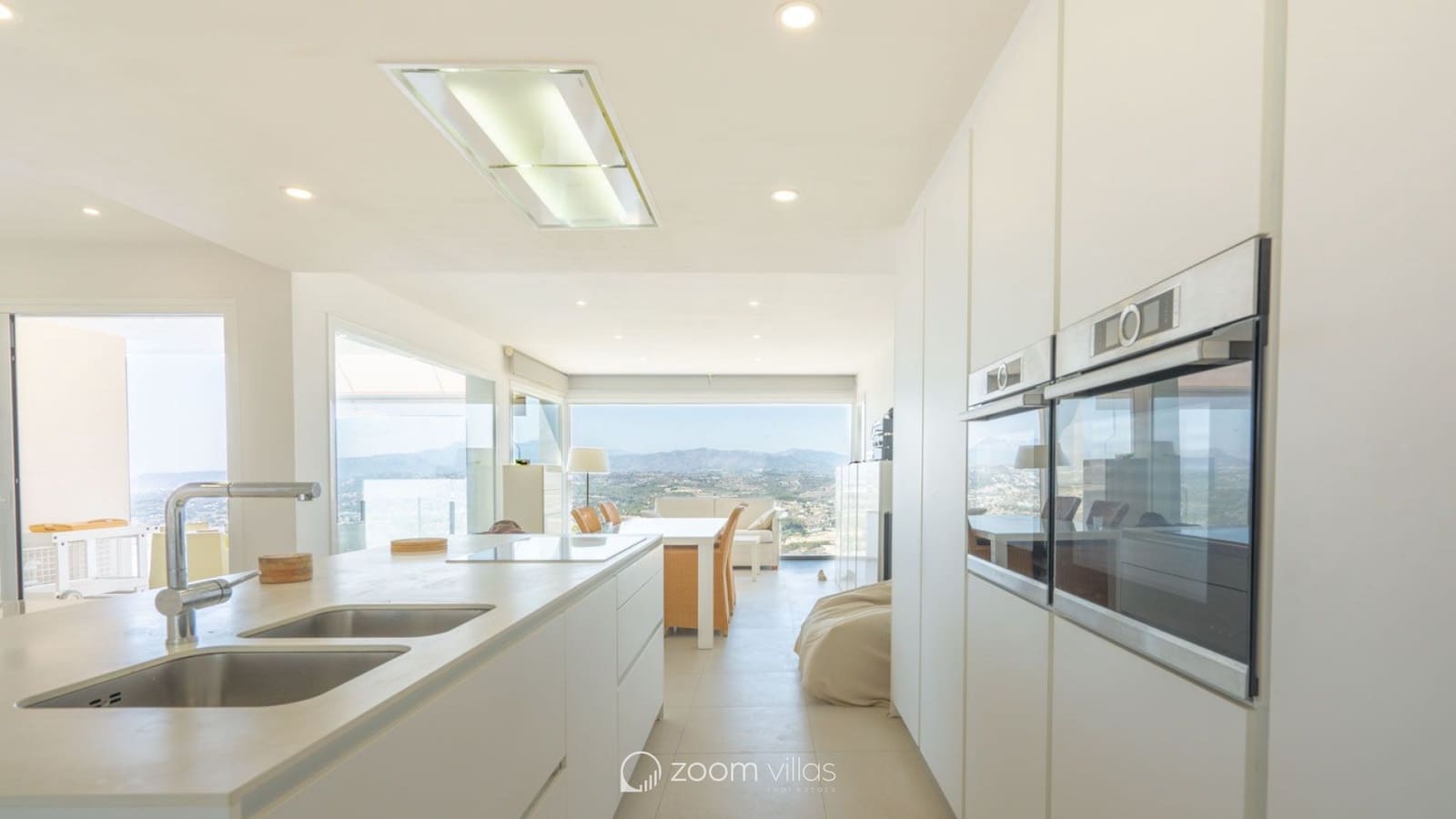 2 bedroom Villa for sale in Benitachell / Benitatxell with pool - € 875,000 (Ref: 9730500)