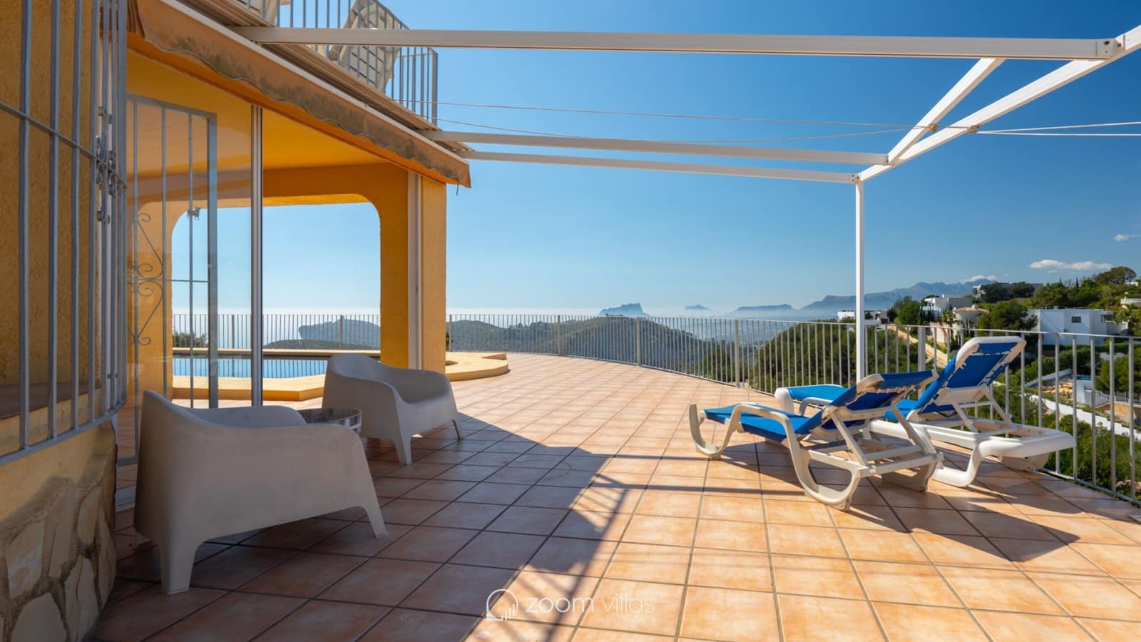 4 sypialnia Willa na sprzedaż w Cumbre del Sol z basenem - 745 000 € (Ref: 9730729)