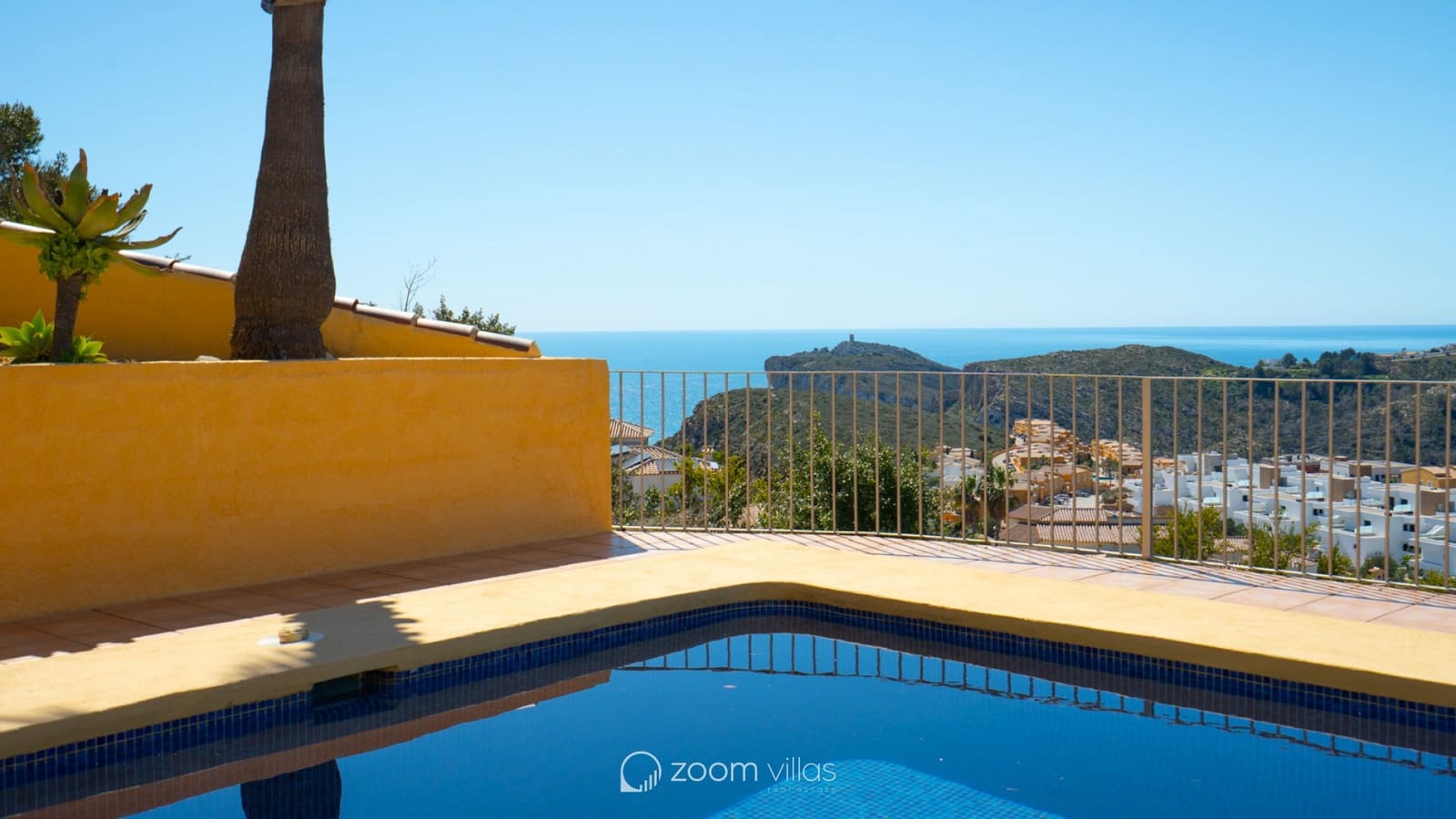 4 sypialnia Willa na sprzedaż w Cumbre del Sol z basenem - 745 000 € (Ref: 9730729)