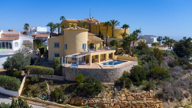 4 soverom Villa til salgs i Cumbre del Sol, Benitachell / Benitatxell med svømmebasseng - € 745 000 (Ref: 9730729)