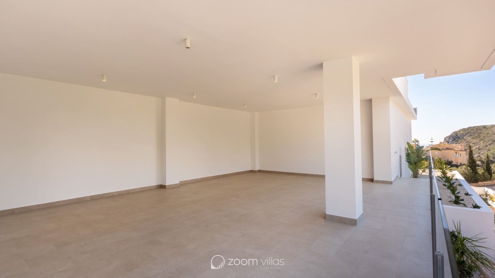 4 soveværelse Villa til salg i Cumbre del Sol med swimmingpool - € 1.300.000 (Ref: 9765297)