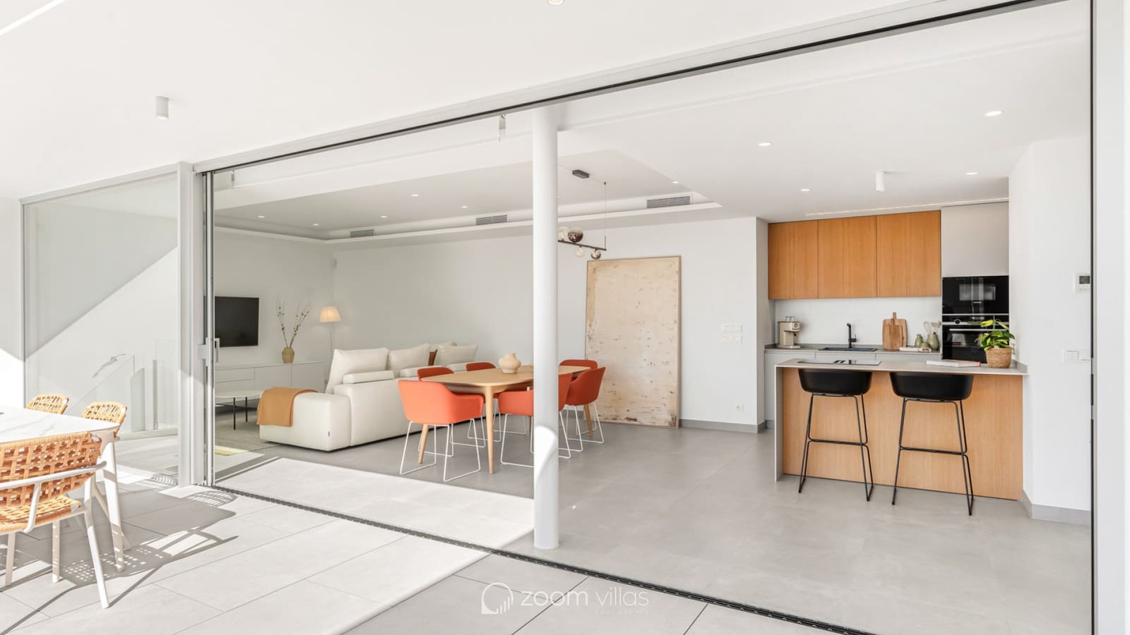 4 soveværelse Villa til salg i Cumbre del Sol med swimmingpool - € 1.300.000 (Ref: 9765297)