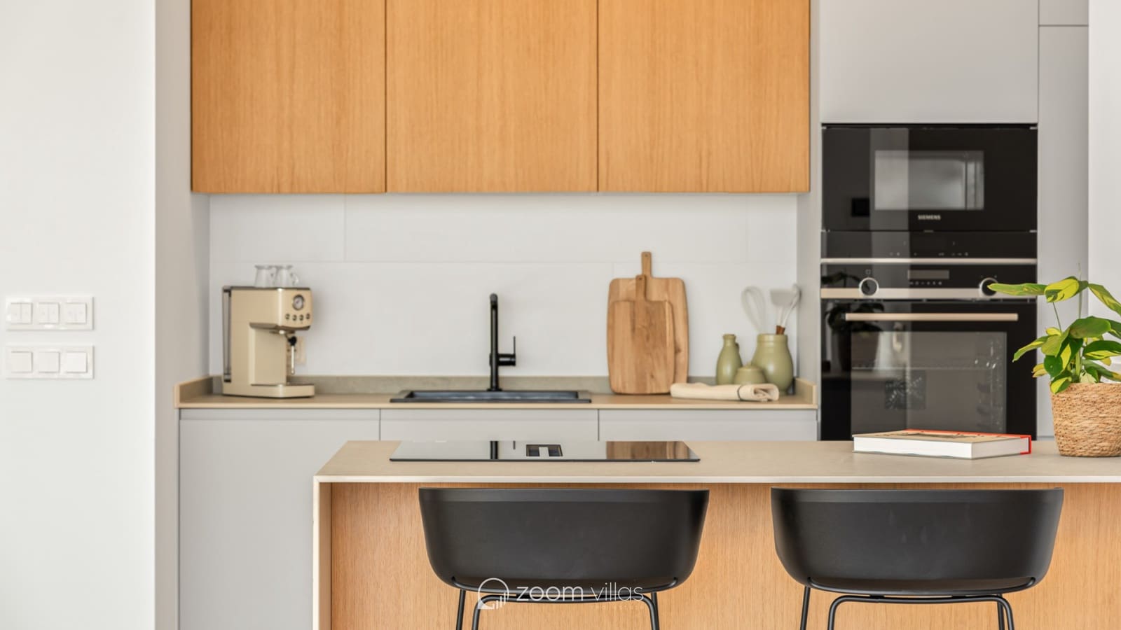 4 soveværelse Villa til salg i Cumbre del Sol med swimmingpool - € 1.300.000 (Ref: 9765297)