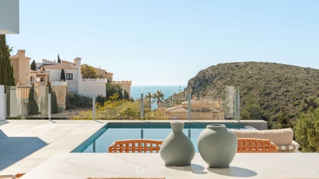 4 soveværelse Villa til salg i Cumbre del Sol, Benitachell / Benitatxell med swimmingpool - € 1.300.000 (Ref: 9765297)