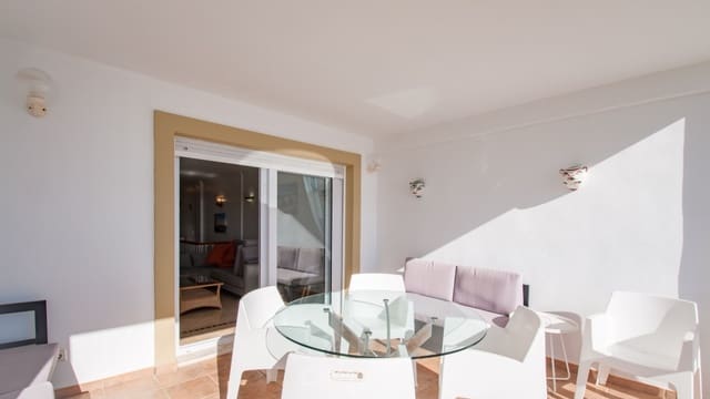 Apartamento de 2 habitaciones en Moraira, Teulada-Moraira en venta con piscina - 692.000 € (Ref: 9773541)