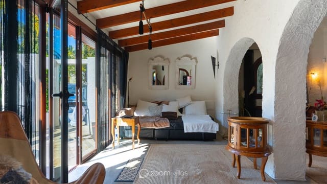 4 sovrum Villa till salu i Partides comunes - Adsubia, Javea / Xàbia med pool - 895 000 € (Ref: 9788722)