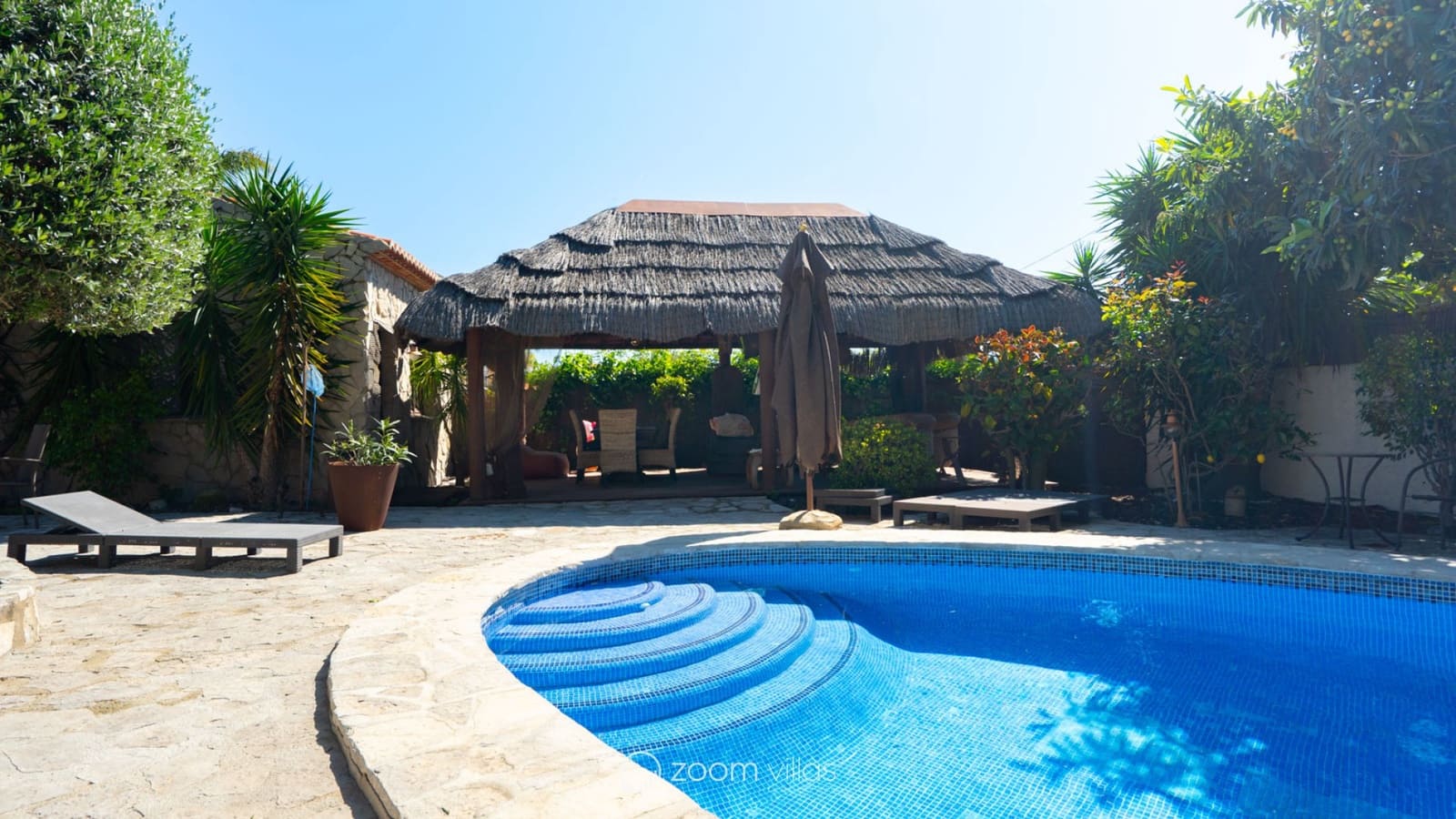 4 sypialnia Willa na sprzedaż w Javea / Xabia z basenem - 895 000 € (Ref: 9788722)