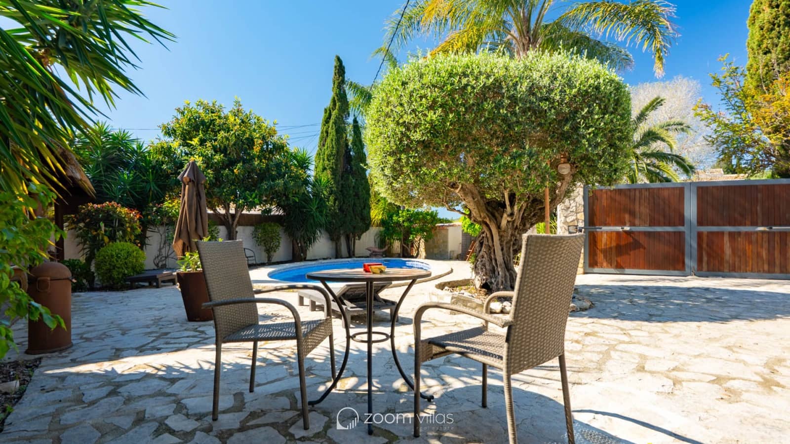 4 sypialnia Willa na sprzedaż w Javea / Xabia z basenem - 895 000 € (Ref: 9788722)