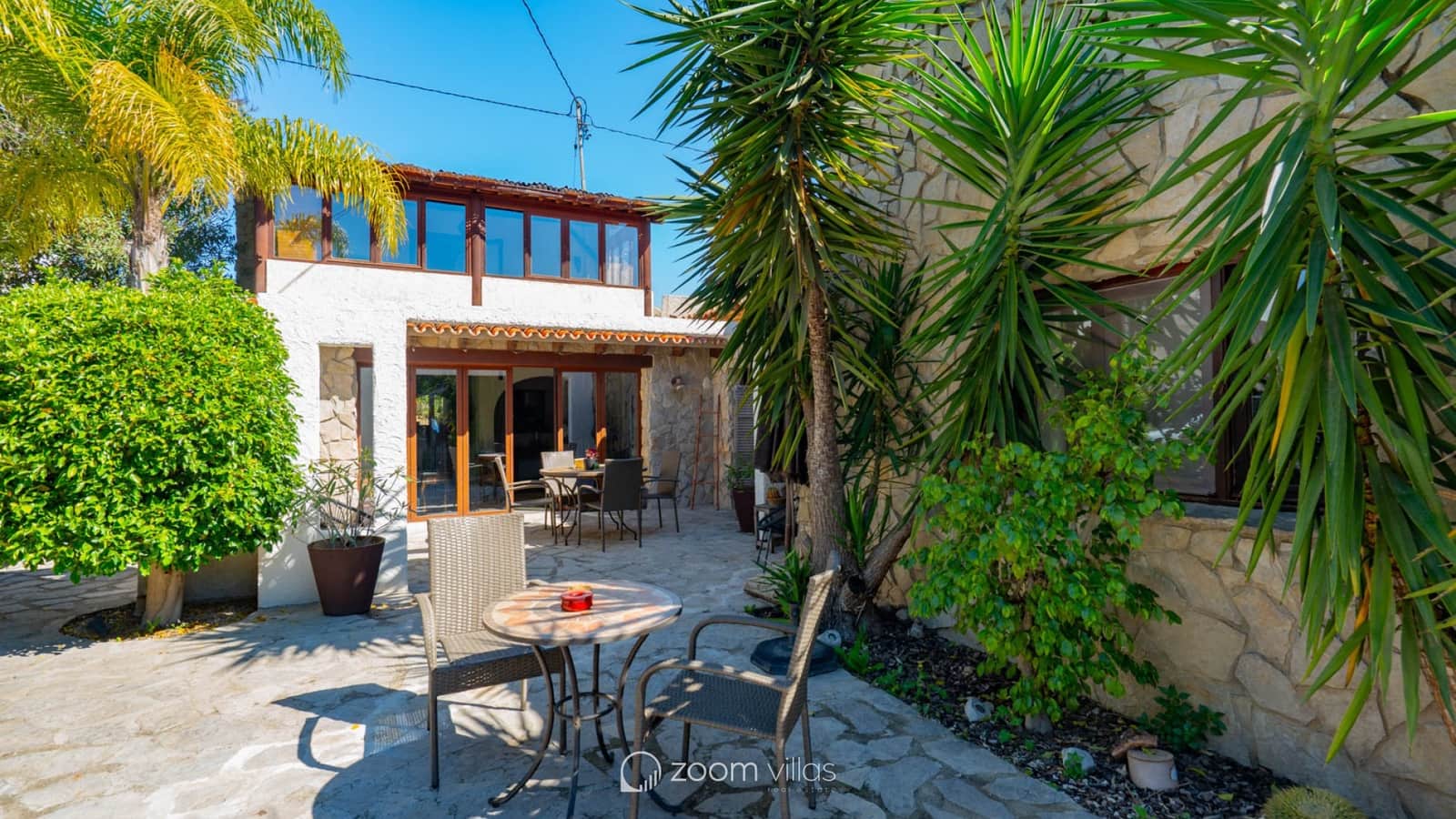 4 sypialnia Willa na sprzedaż w Javea / Xabia z basenem - 895 000 € (Ref: 9788722)