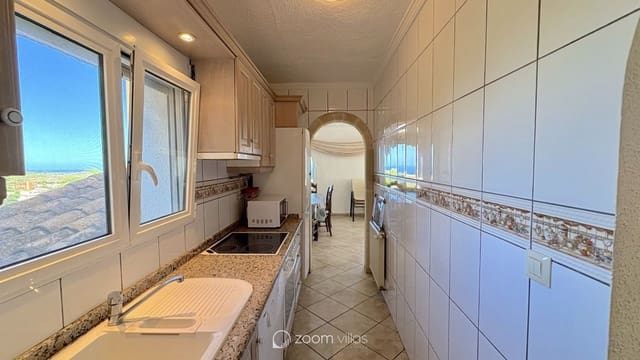 4 Zimmer Villa zu verkaufen in Benitachell / Benitatxell mit Pool - 595.000 € (Ref: 9788723)