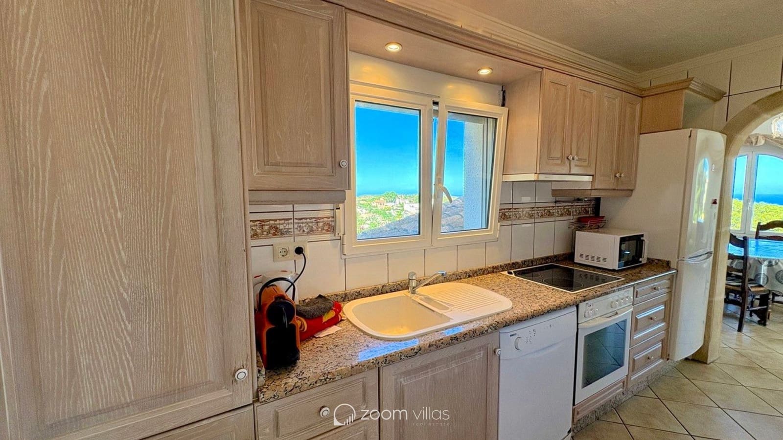 4 bedroom Villa for sale in Benitachell / Benitatxell with pool - € 595,000 (Ref: 9788723)