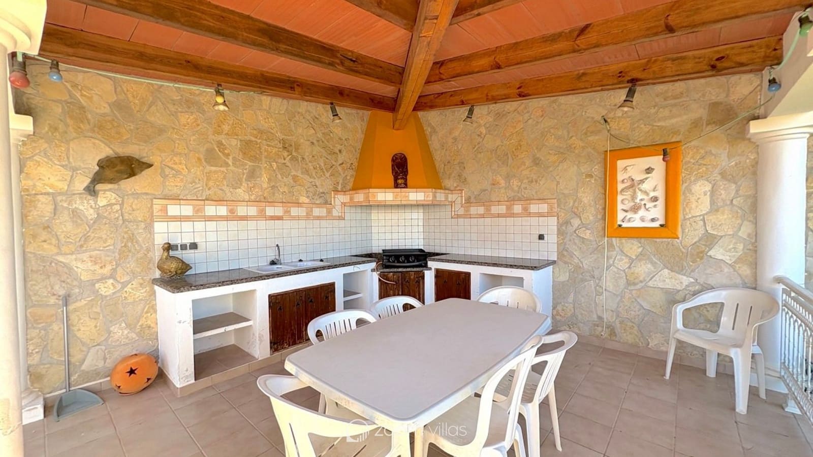 4 bedroom Villa for sale in Benitachell / Benitatxell with pool - € 595,000 (Ref: 9788723)