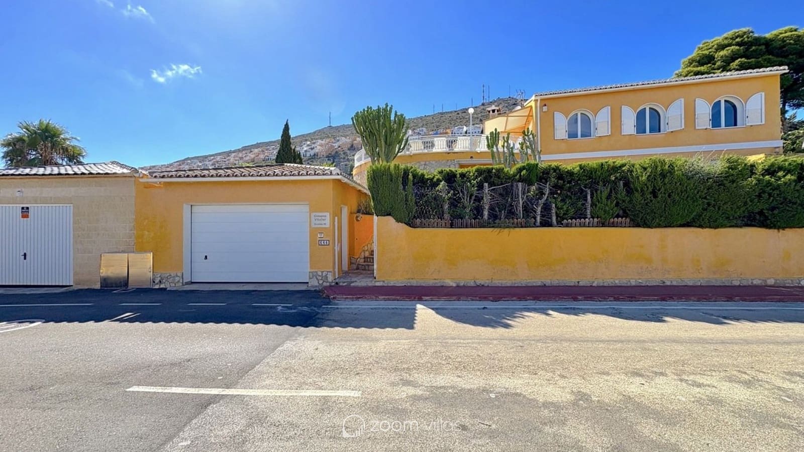 4 bedroom Villa for sale in Benitachell / Benitatxell with pool - € 595,000 (Ref: 9788723)