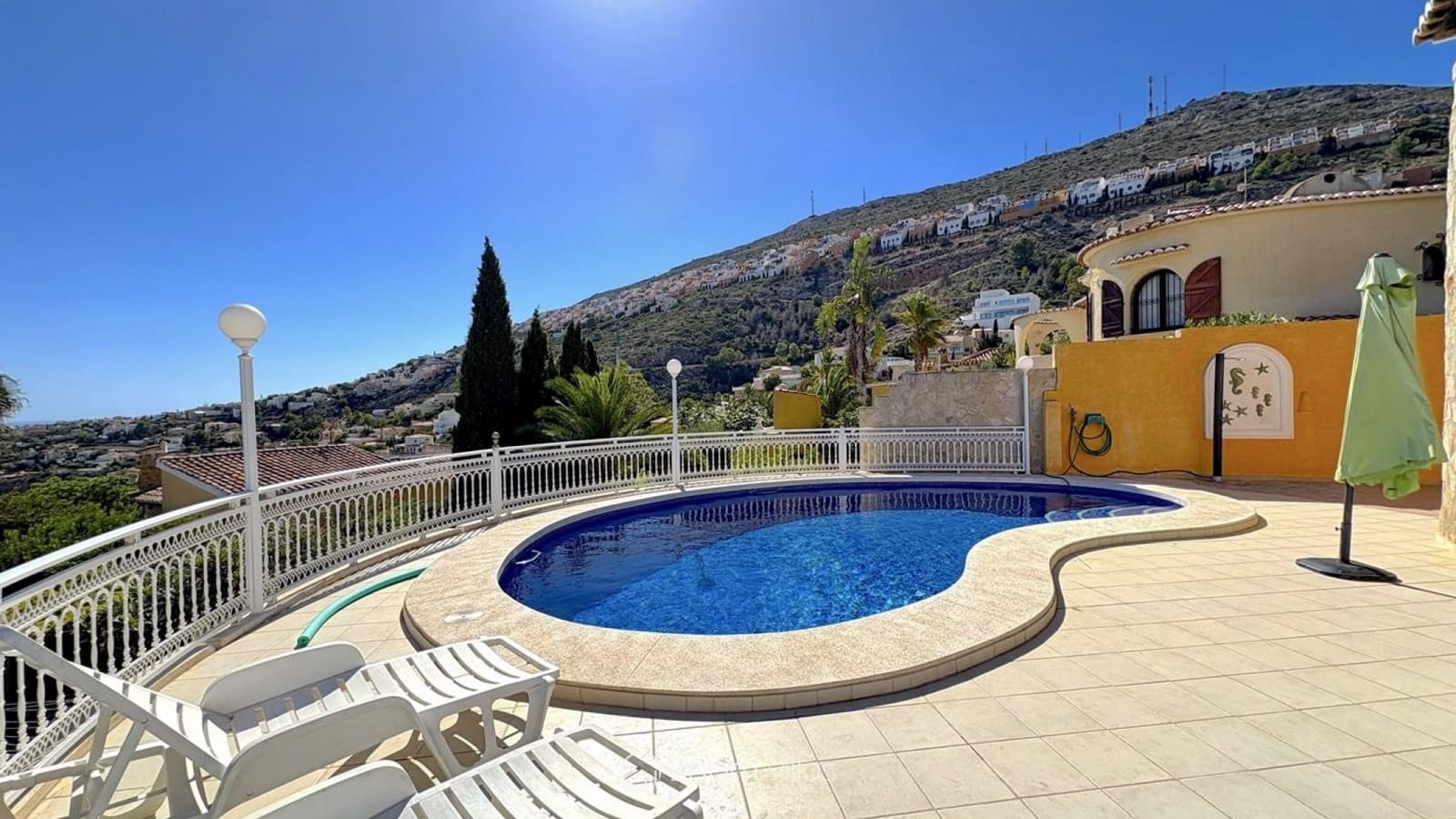 4 bedroom Villa for sale in Benitachell / Benitatxell with pool - € 595,000 (Ref: 9788723)