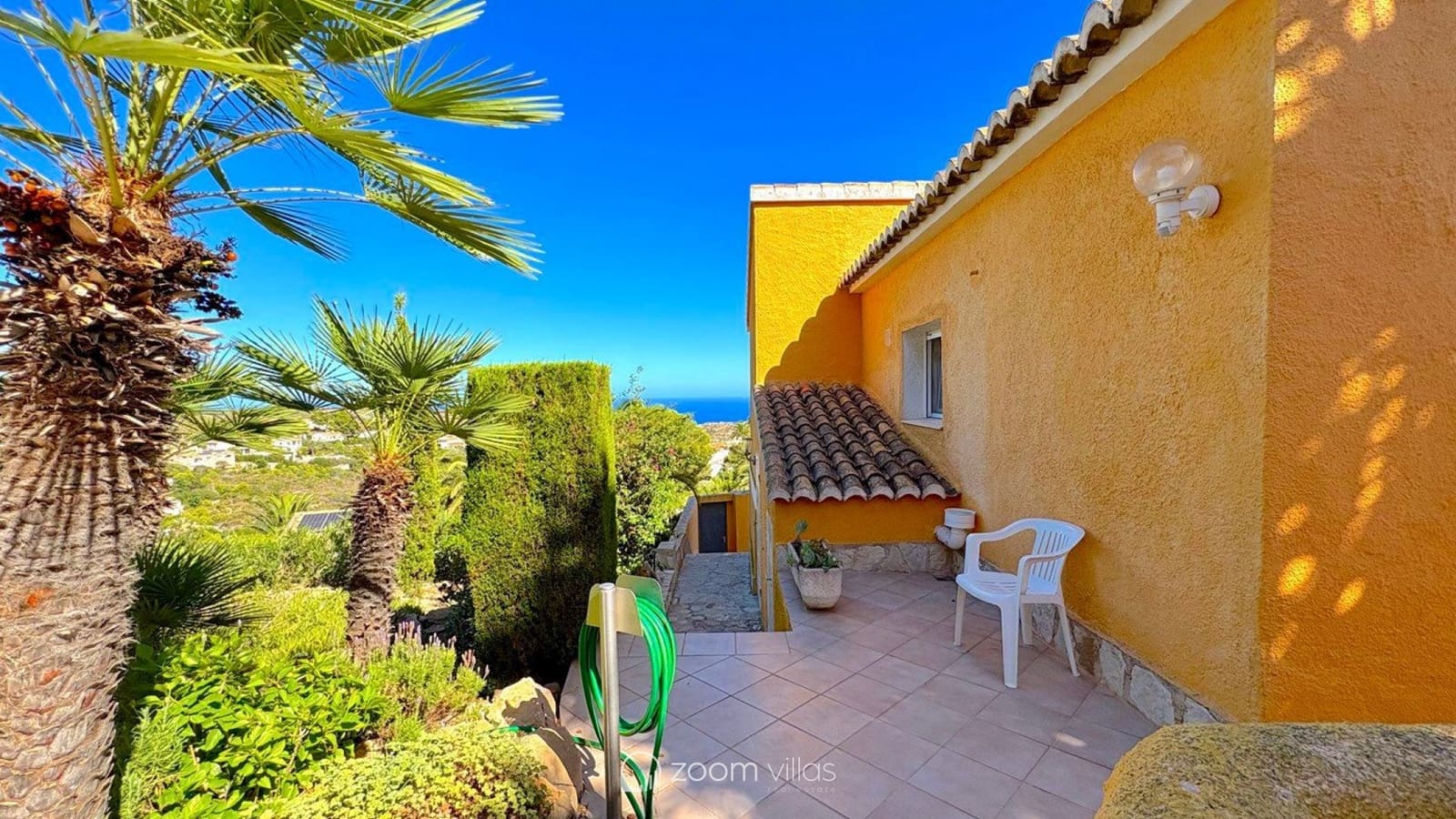 4 bedroom Villa for sale in Benitachell / Benitatxell with pool - € 595,000 (Ref: 9788723)