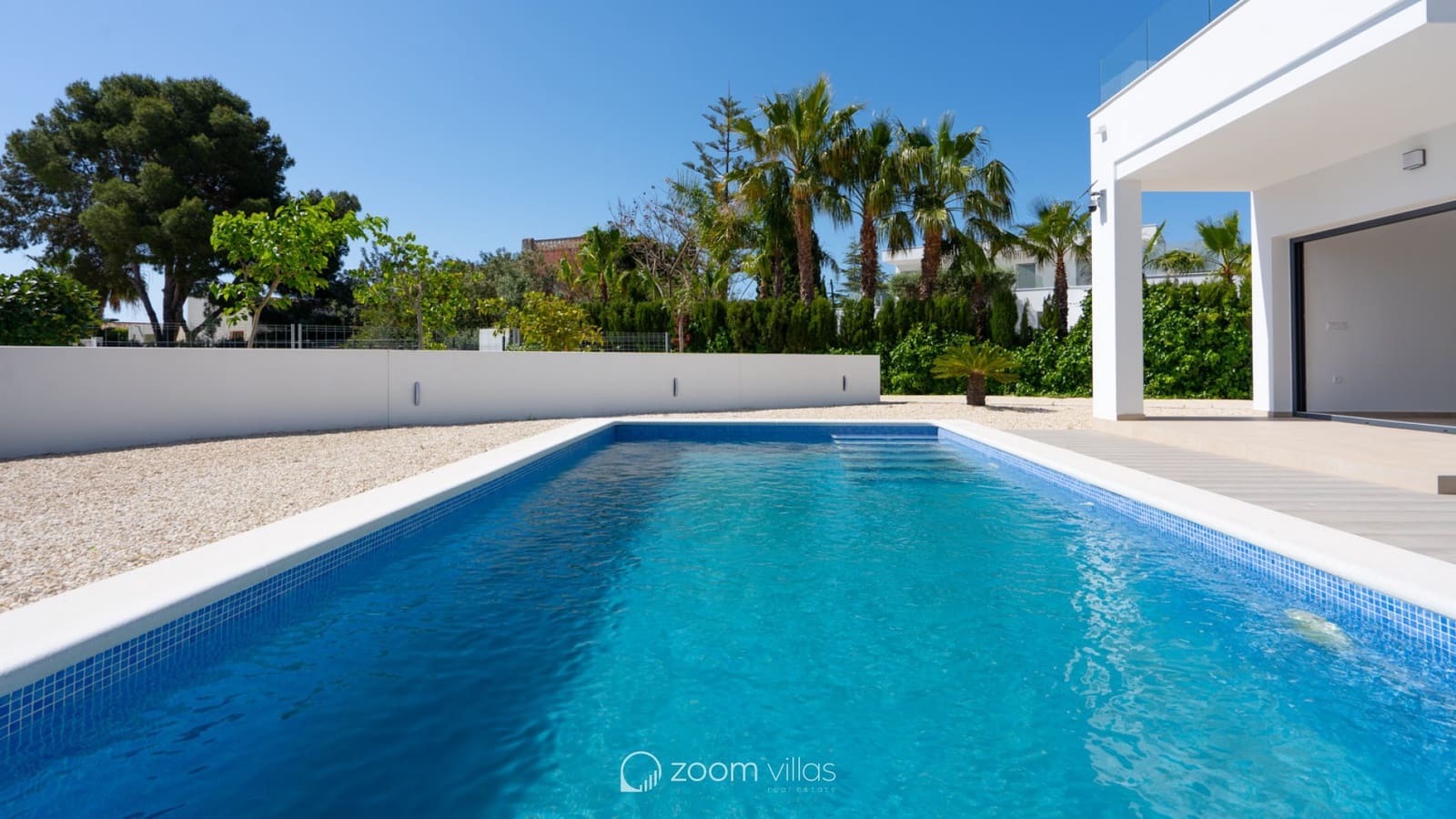 3 bedroom Villa for sale in Benissa with pool - € 1,175,000 (Ref: 9808598)