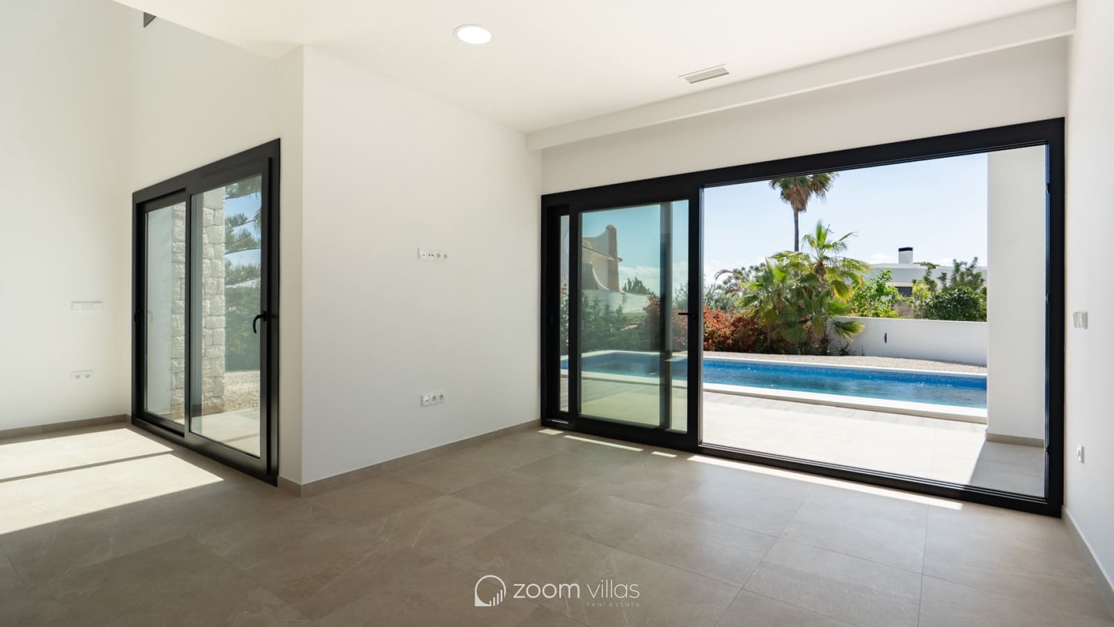 3 bedroom Villa for sale in Benissa with pool - € 1,175,000 (Ref: 9808598)
