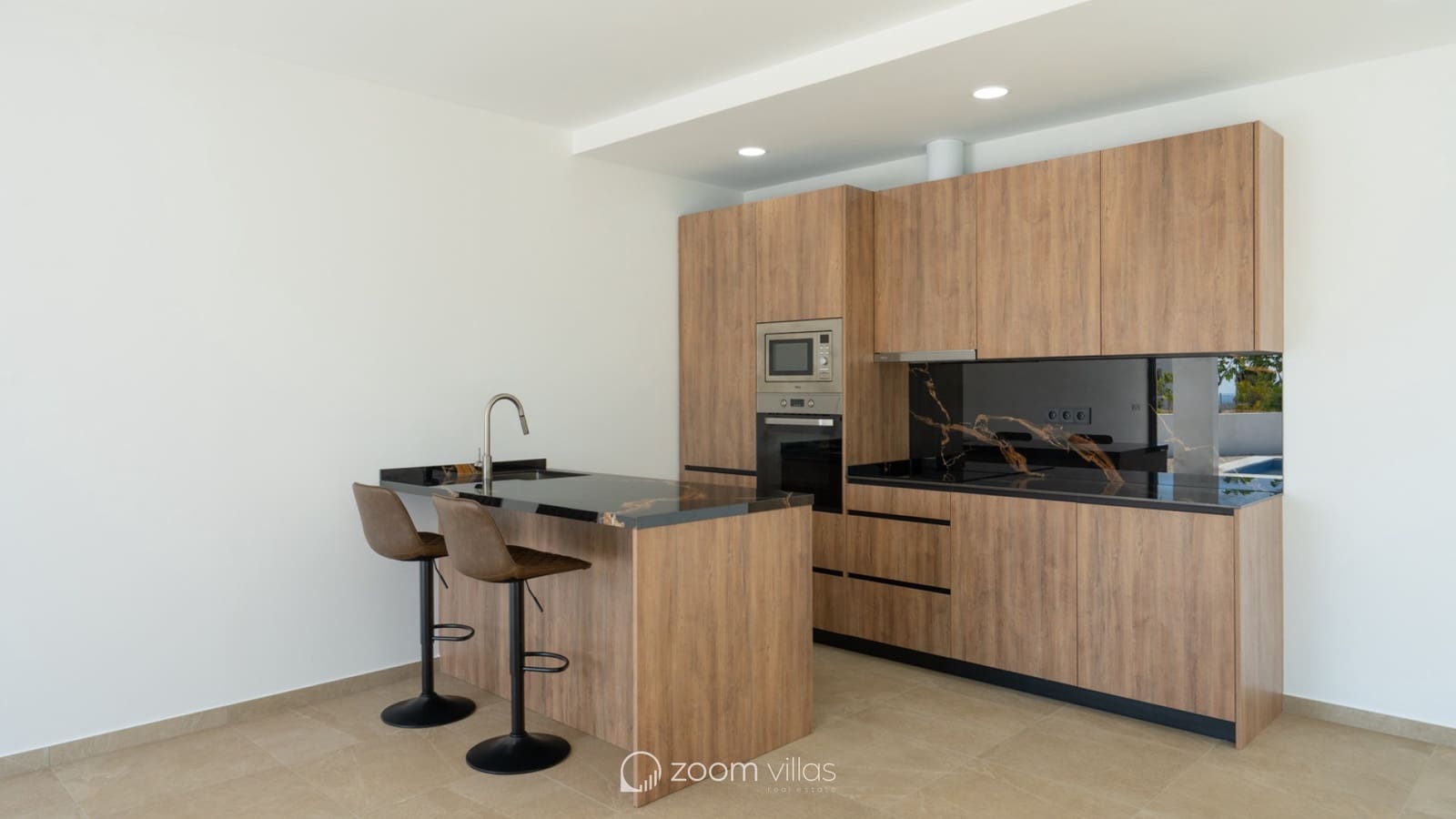 3 bedroom Villa for sale in Benissa with pool - € 1,175,000 (Ref: 9808598)