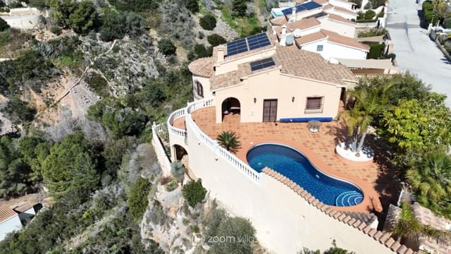 3 chambre Villa/Maison à vendre à Cumbre del Sol, Benitachell / Benitatxell avec piscine garage - 890 000 € (Ref: 9809460)