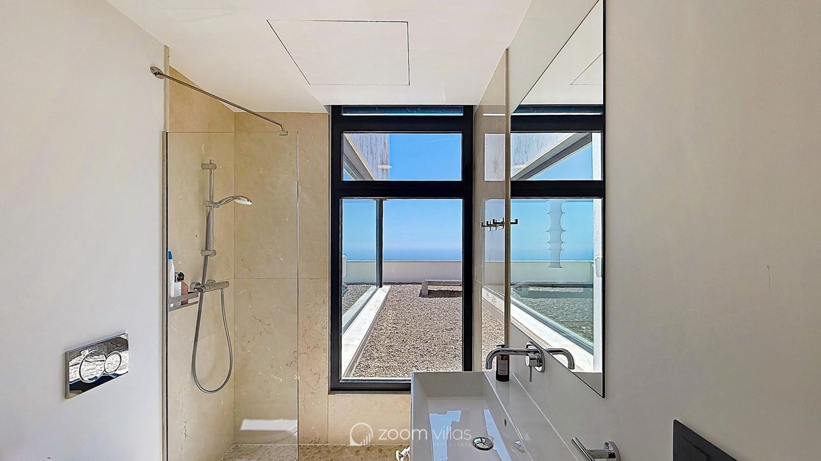 4 bedroom Villa for sale in Benitachell / Benitatxell with pool - € 2,450,000 (Ref: 9815148)