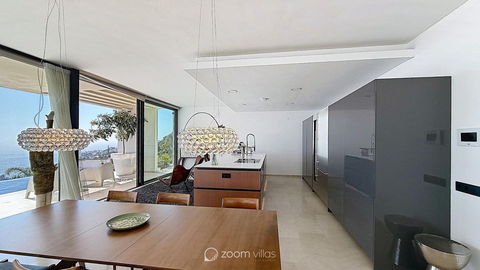 4 bedroom Villa for sale in Benitachell / Benitatxell with pool - € 2,450,000 (Ref: 9815148)
