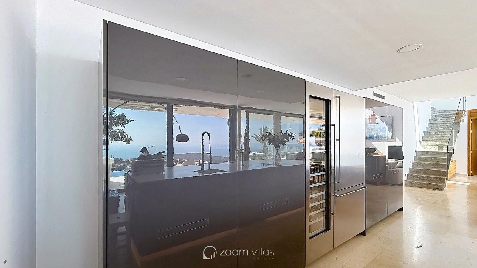 4 bedroom Villa for sale in Benitachell / Benitatxell with pool - € 2,450,000 (Ref: 9815148)