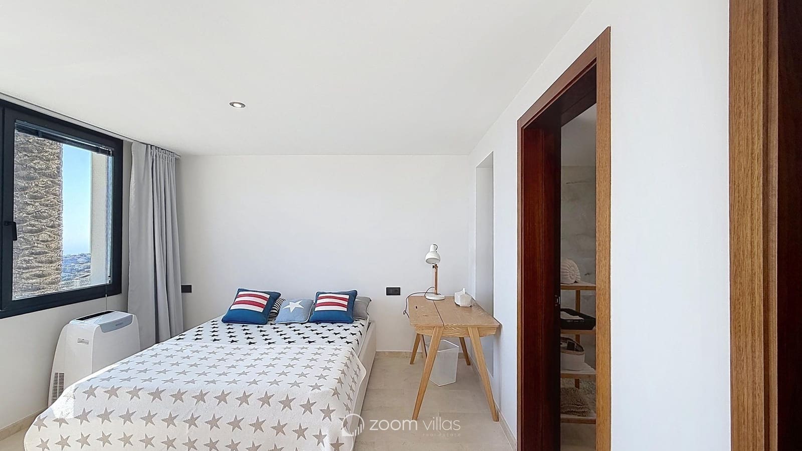 4 bedroom Villa for sale in Benitachell / Benitatxell with pool - € 2,450,000 (Ref: 9815148)