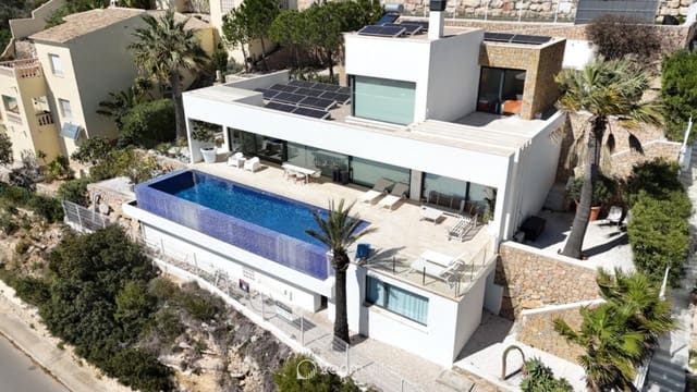 4 soverom Villa til salgs i Benitachell / Benitatxell med svømmebasseng - € 2 450 000 (Ref: 9815148)