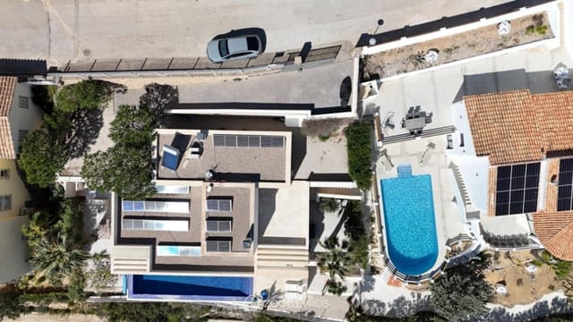 4 soverom Villa til salgs i Benitachell / Benitatxell med svømmebasseng - € 2 450 000 (Ref: 9815148)