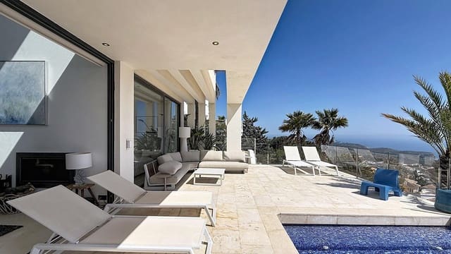 4 Zimmer Villa zu verkaufen in Cumbre del Sol, Benitachell / Benitatxell mit Pool Garage - 2.450.000 € (Ref: 9815148)