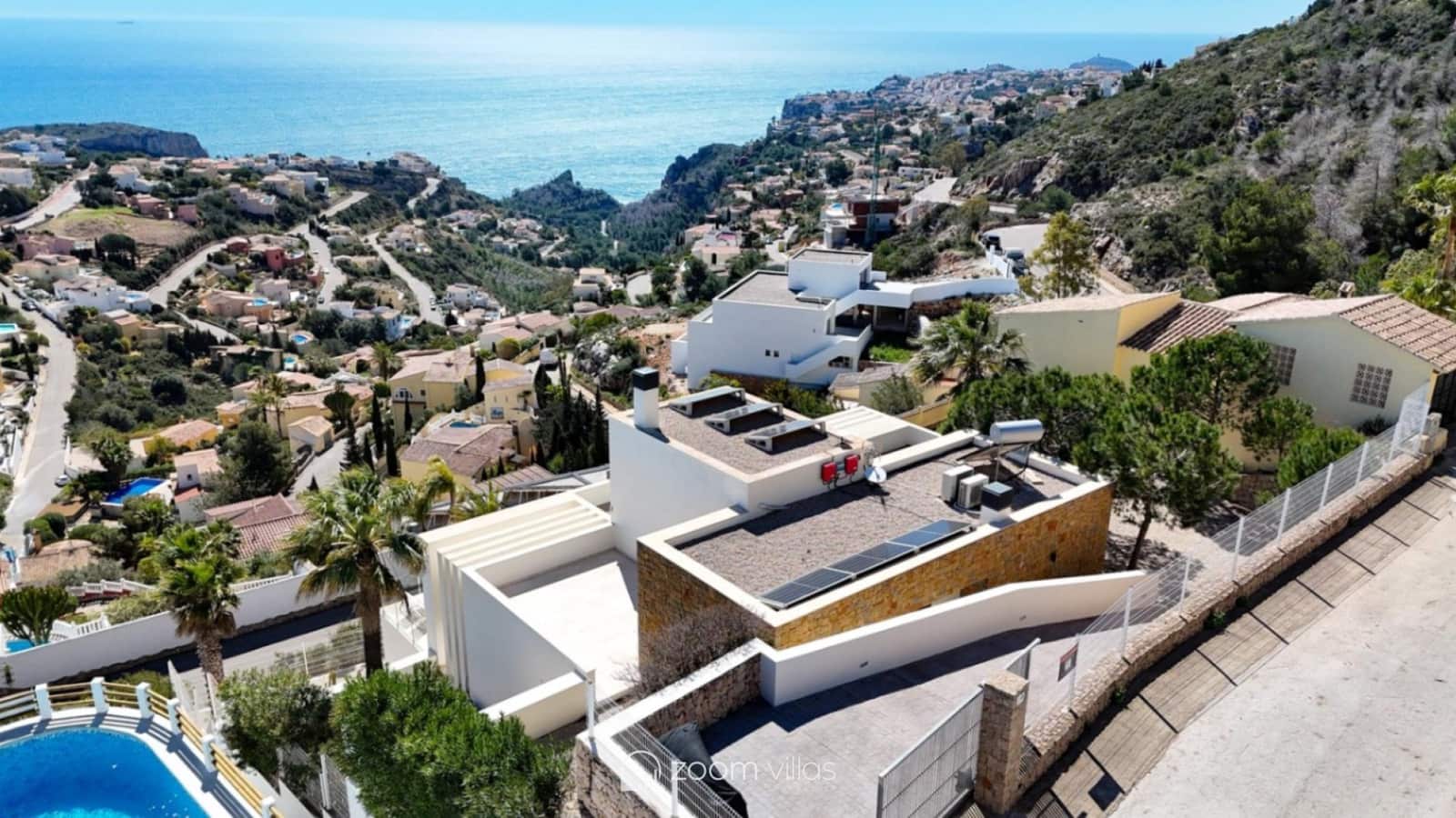 4 bedroom Villa for sale in Benitachell / Benitatxell with pool - € 2,450,000 (Ref: 9815148)