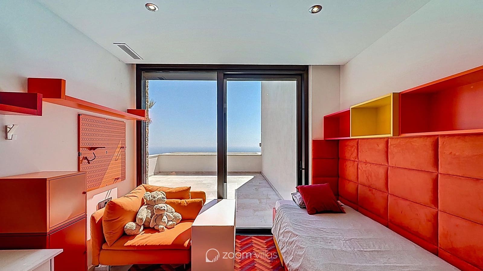4 bedroom Villa for sale in Benitachell / Benitatxell with pool - € 2,450,000 (Ref: 9815148)