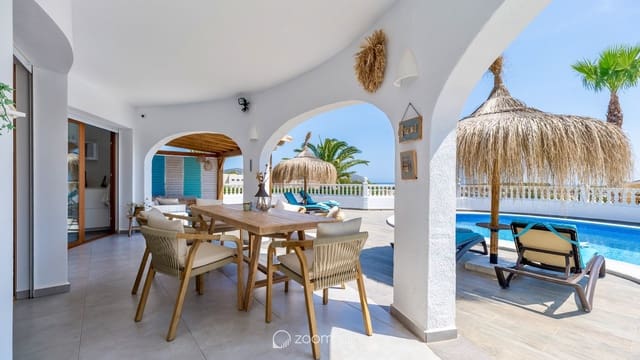 3 makuuhuone Huvila myytävänä paikassa Moraira, Teulada-Moraira mukana uima-altaan - 1 150 000 € (Ref: 9820894)
