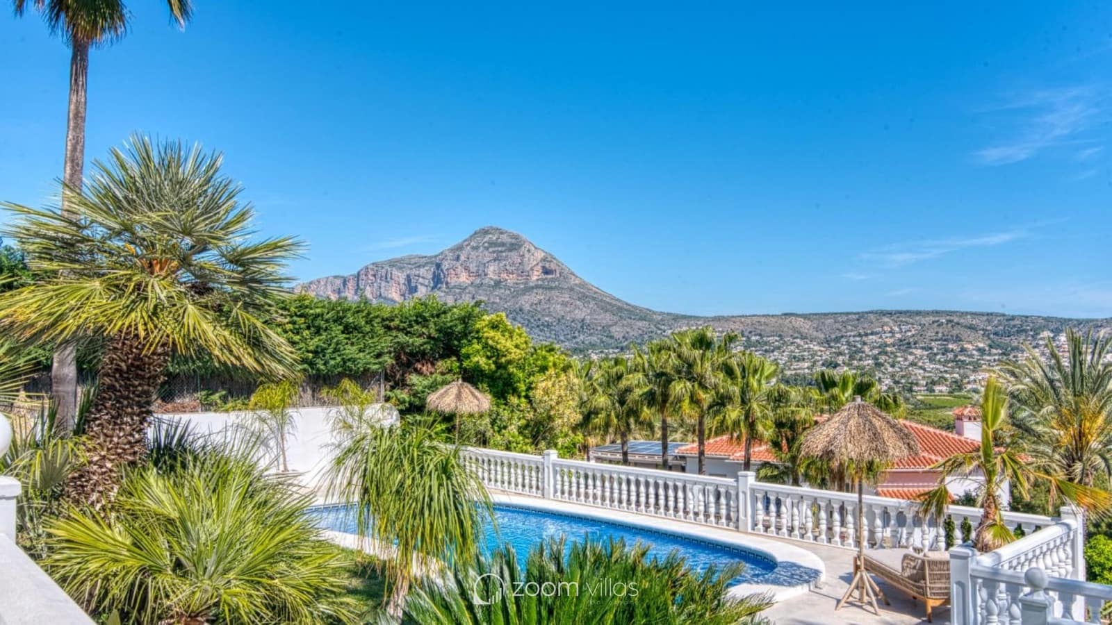 3 bedroom Villa for sale in Javea / Xabia with pool - € 995,000 (Ref: 9827554)