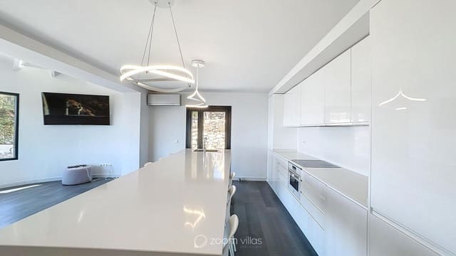 3 sovrum Villa till salu i Benitachell / Benitatxell med pool - 1 200 000 € (Ref: 9841601)