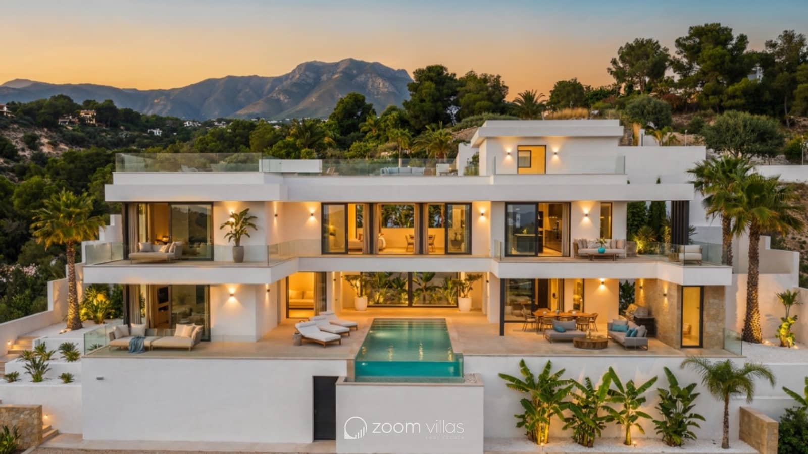 5 slaapkamer Villa te koop in Calpe / Calp - € 1.978.000 (Ref: 9935154)