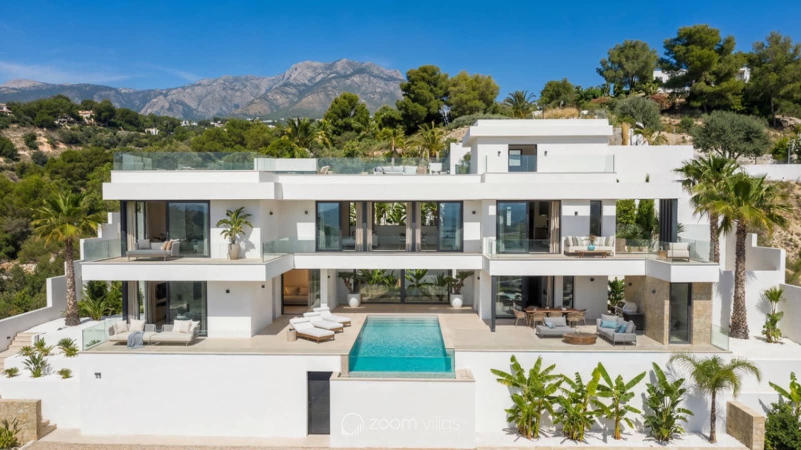 5 slaapkamer Villa te koop in Calpe / Calp - € 1.978.000 (Ref: 9935154)