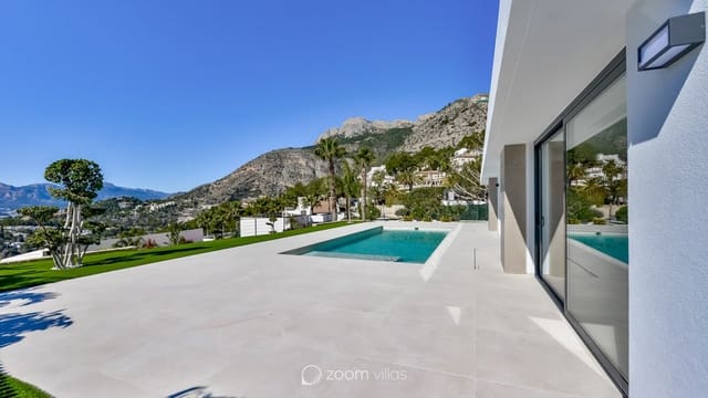 5 slaapkamer Villa te koop in Altea met zwembad - € 2.690.000 (Ref: 9989295)