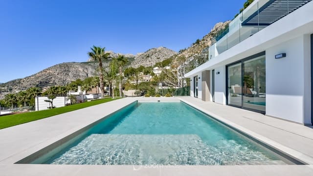 5 slaapkamer Villa te koop in Altea met zwembad - € 2.690.000 (Ref: 9989295)